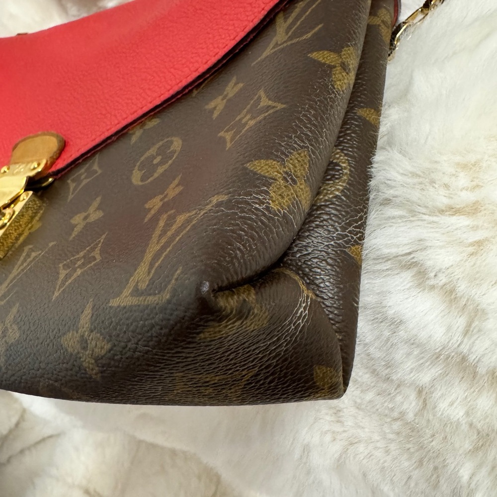 Louis Vuitton Louis Vuitton Pallas Chain Bag - Picture 6 of 16